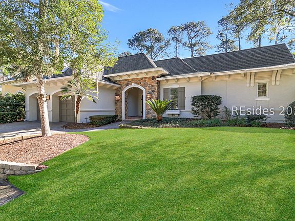 4th image of 4 Bell Field Ct
