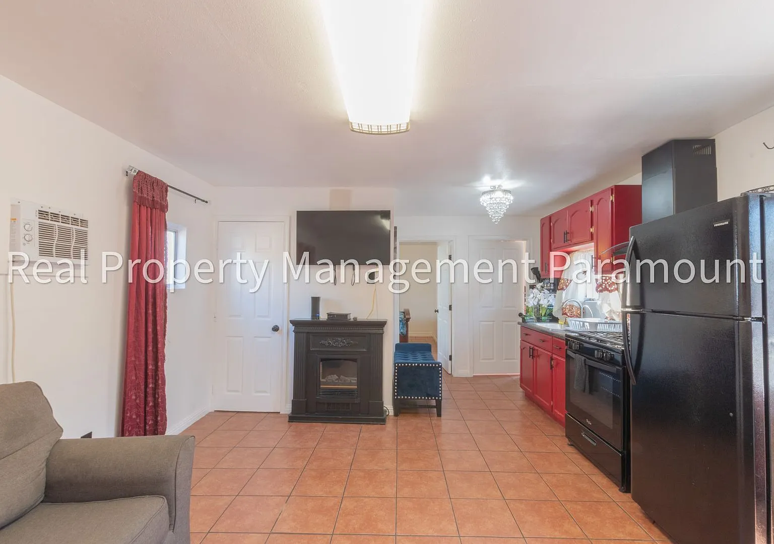 1362 E 61st Street — Photo 1