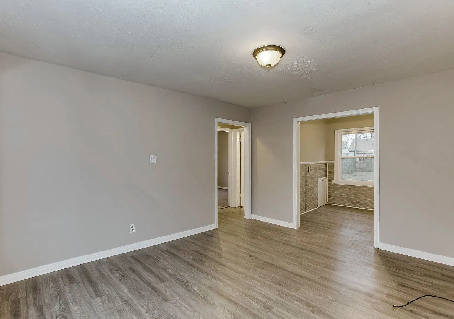 Cozy 3 Bedroom — Photo 3