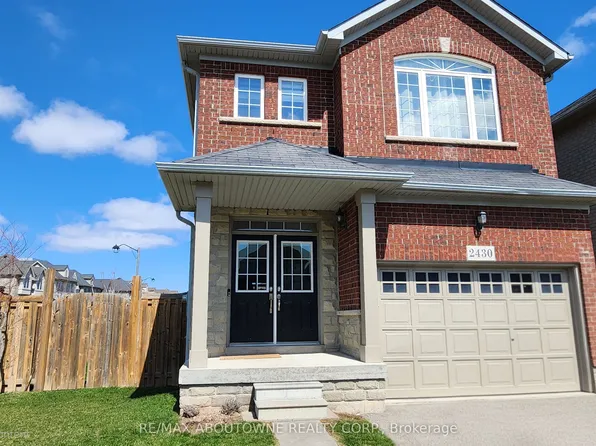 2430 Whistling Springs Cres, Oakville, ON L6M 0C4