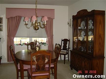 dining room 11'x13'