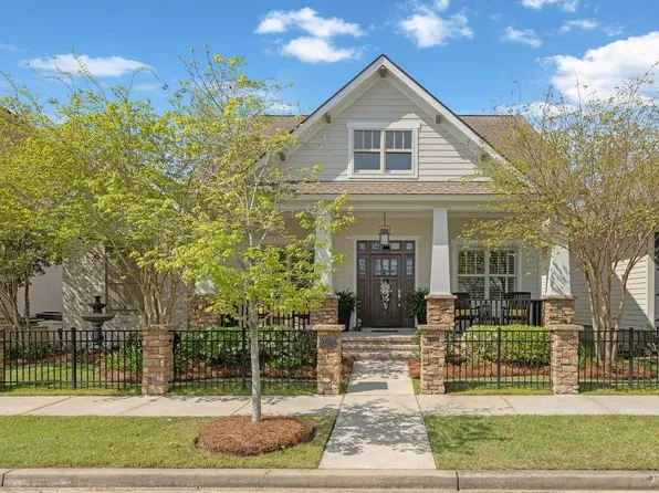 905 Tezcucco Ct, Covington, LA 70433