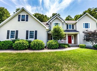 124 Peridot Dr, Syracuse, NY 13219