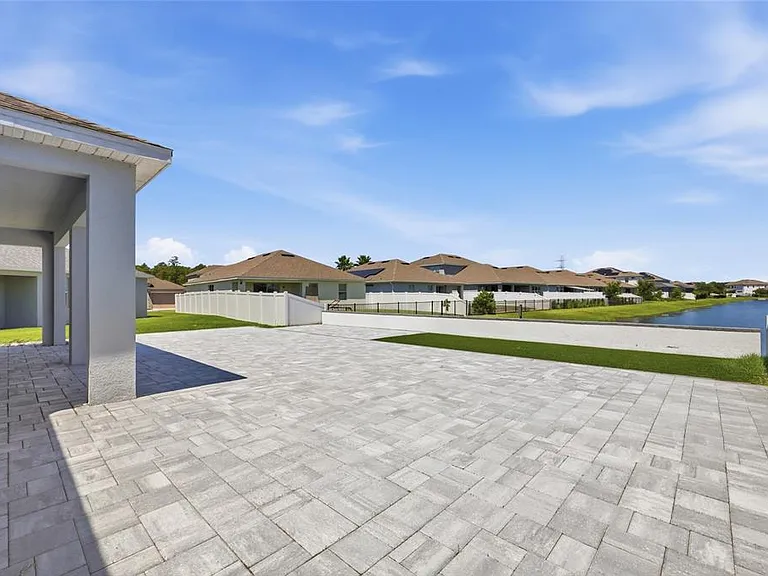 2252 Rush Bay Way — Photo 32