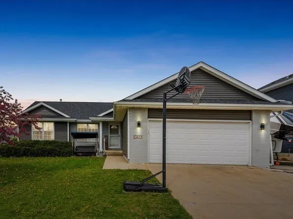 1415 Deerfield Dr, North Liberty, IA 52317