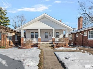 2036 S 4th St, Springfield, IL 62703