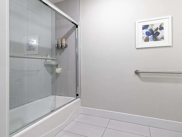 222 1st St #5 — Photo 9