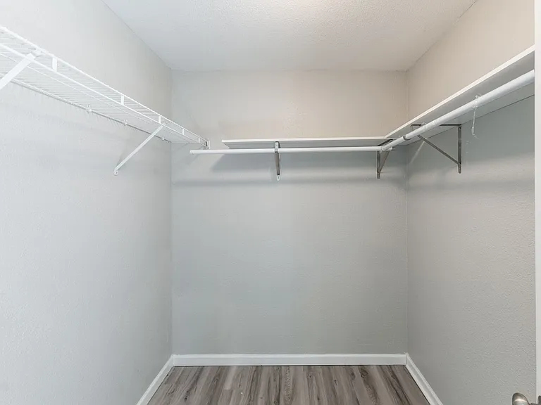 163 Sedgewick Dr — Photo 17
