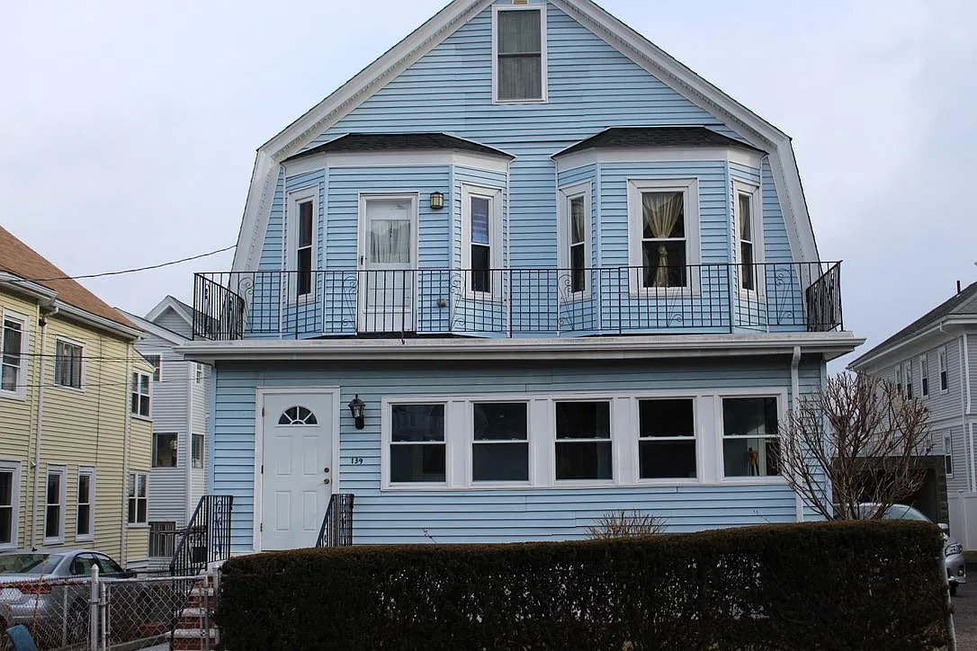 2 bed, 1300 sqft, $2,800 — Photo 1