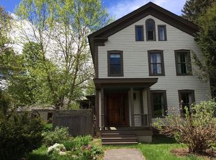 44 N Elm St, Northampton, MA 01060