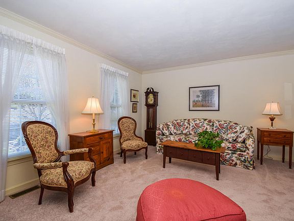3rd image of 6736 Mallard Lake Dr