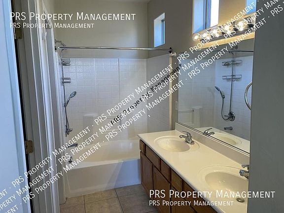 2nd image of 2711 E Wesson Dr