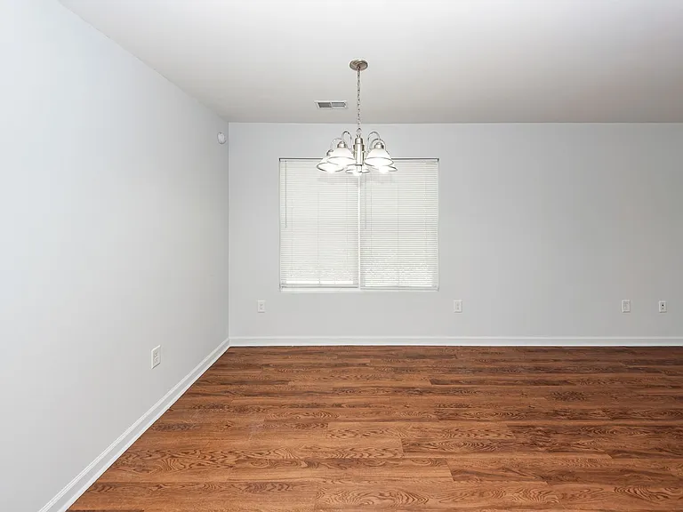 211 White St #B — Photo 8