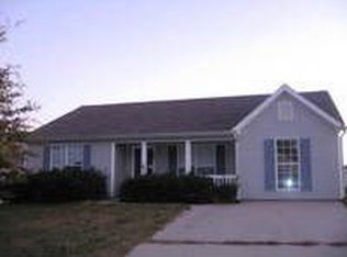 5766 Eagles Feather Ln, Riverdale, GA 30274