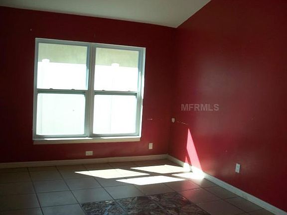 4th image of 1406 Sierra Cir