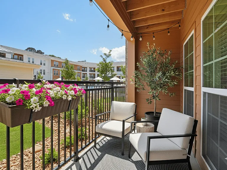 The Remy Apartments at LaGrange — Photo 16