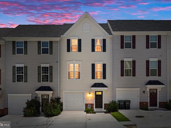 512 Streamview Dr, Fredericksburg, VA 22405