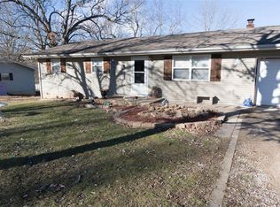 19235 Glade Springs Rd, Lebanon, MO 65536