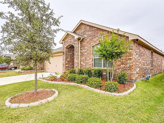 2nd image of 7921 Mosspark Ln