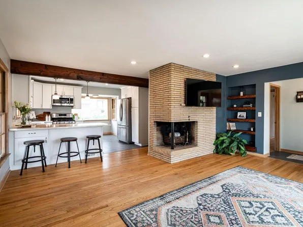 3353 North 105th STREET, Wauwatosa, WI 53222