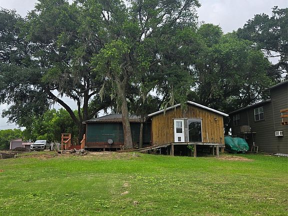 3rd image of 1471 Private Road 652