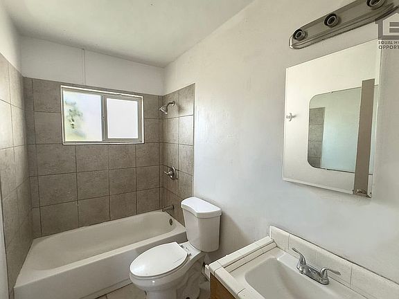 4th image of 6526 N 19th Dr