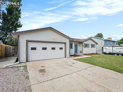 2415 Maroon Bells Ave, Colorado Springs, CO, 80918