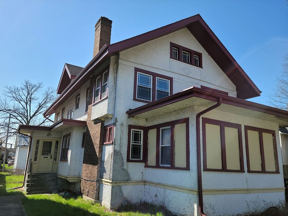 1st image of 927 N Court St