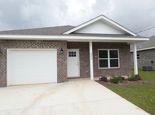 2877 N 25th Ave, Milton, FL 32583