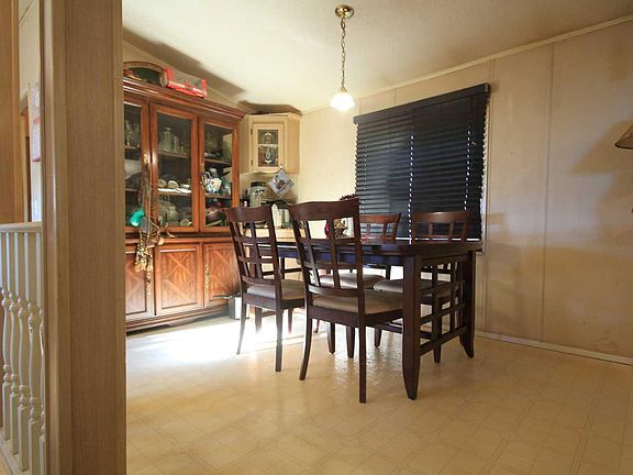 5th image of 102004 Range Road 161