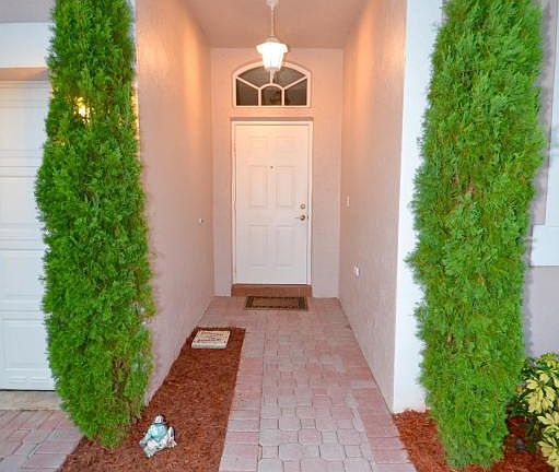 3rd image of 4841 NW 19th St