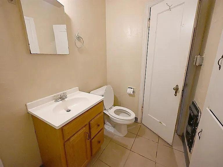 125 S Redwood Dr — Photo 8