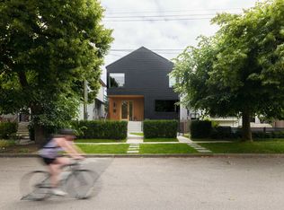 4626 Windsor St, Vancouver, BC