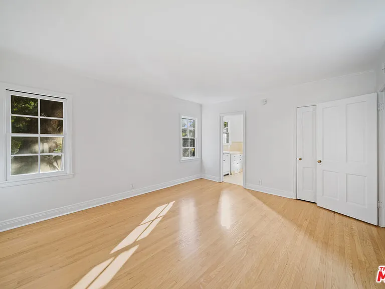 109 Homewood Rd — Photo 19