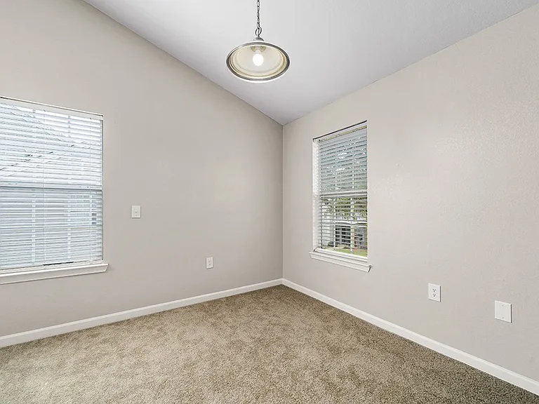 Maple Village Apartments — Photo 118