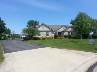 5333 Agate Pl, Lewis Center, OH 43035