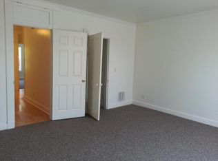 1427 Washington St, Davenport, IA 52804