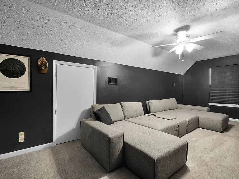 234 Bordeaux Ln — Photo 36