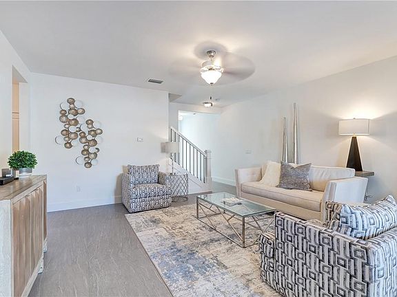 5th image of 4430 sw 32nd avenue E 32nd Avenue 32nd Avenue #14