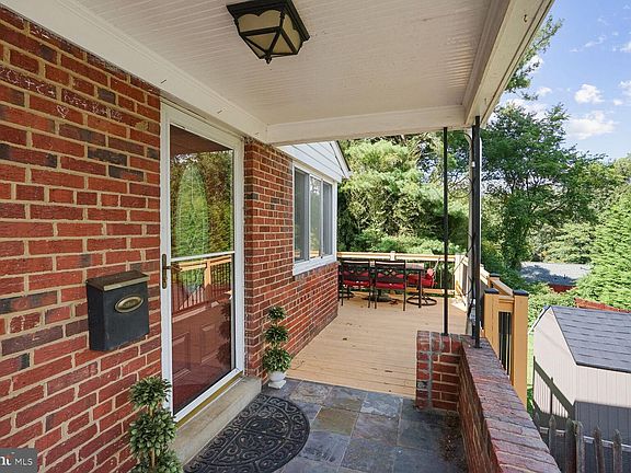 2nd image of 7014 Bradley Cir