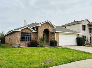 210 Grassy Creek Dr, Wylie, TX 75098