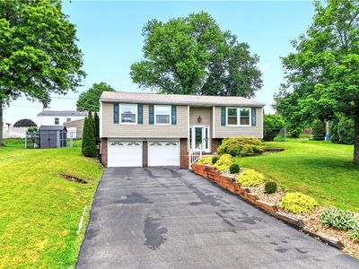 215 Princeton Dr, Aliquippa, PA, 15001