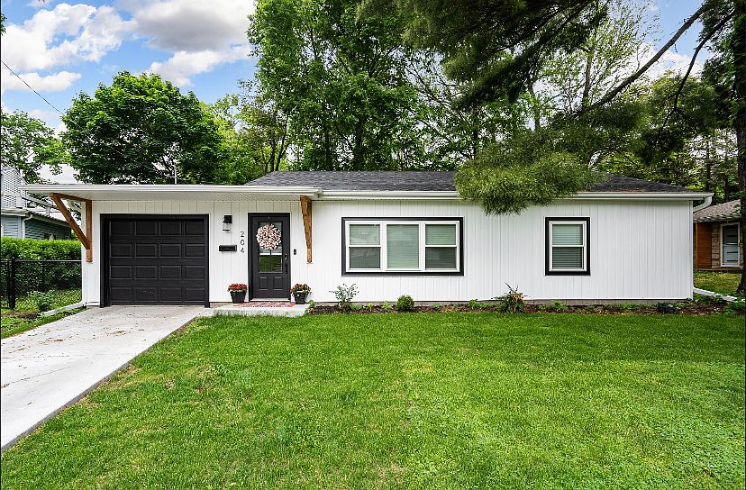 1st image of 204 Pershing Ct
