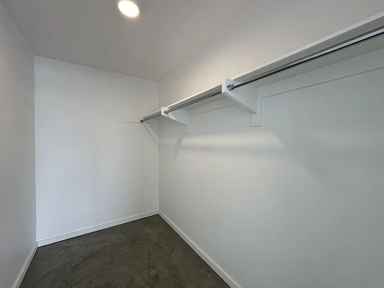 Crest-Urban Apartments — Photo 31