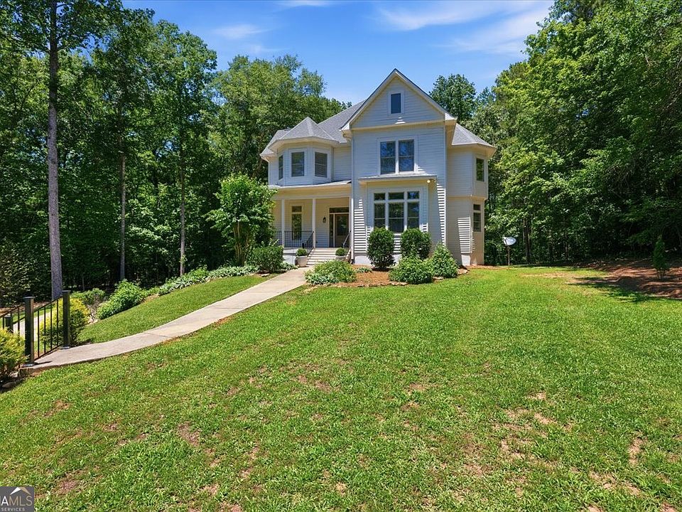 1st image of 108 Magnolia Ct