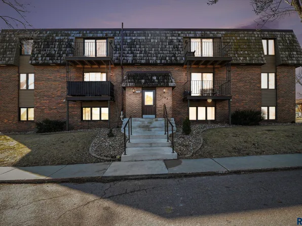 3704 S Terry Ave APT 103, Sioux Falls, SD 57106