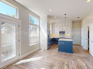 114 Seminole Rd, Atlantic Beach, FL 32233