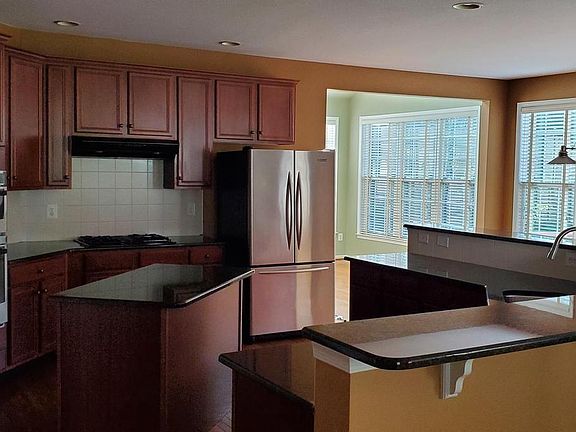 2nd image of 62 Quail Dr S