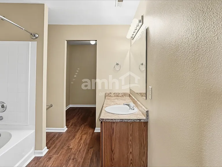 2361 Blackthorn Dr — Photo 13