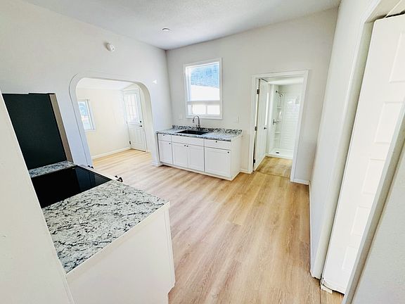 5th image of 807 4th St